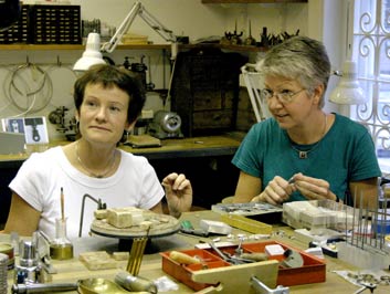 Inger Vang och Lena Olofsson